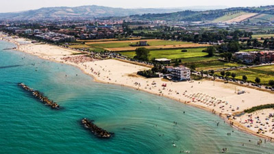 residence sul mare abruzzo con piscina